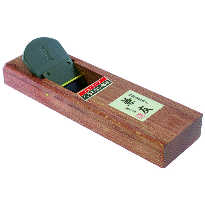 šířka želízka 58 mm, celková délka 255 mm, hmotnost 900 g